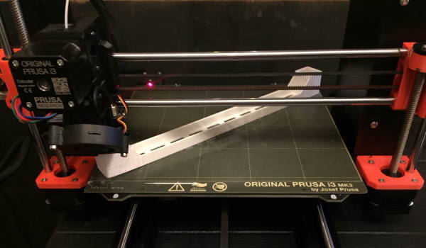 3Dプリンター　Prusa i3 MK3S造形作業
